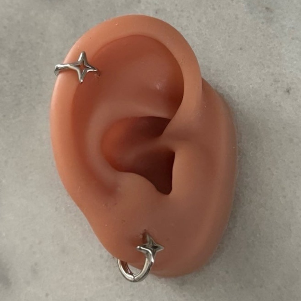 New Drop! Sterling Silver Star Huggie Hoop Earrings Brand New - Picture 2 of 4